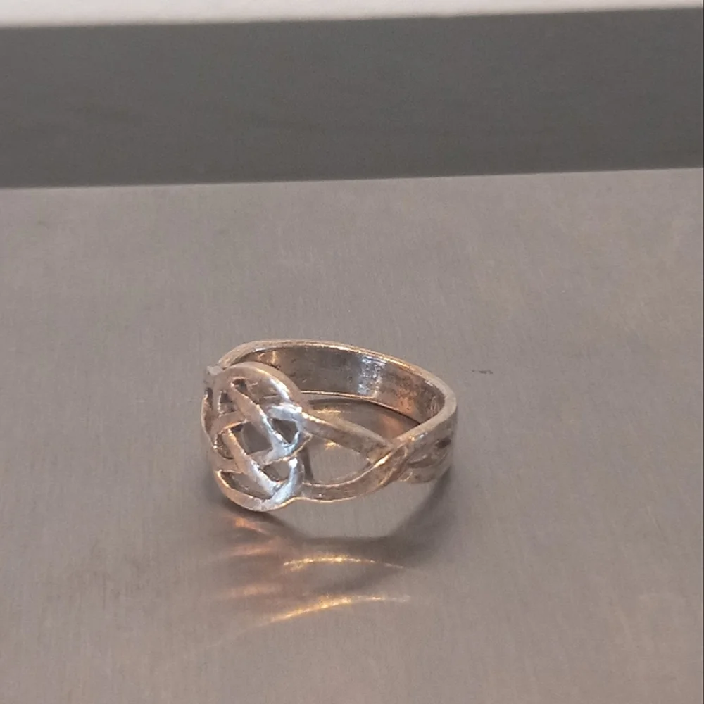 925 ring - Picture 2 of 9